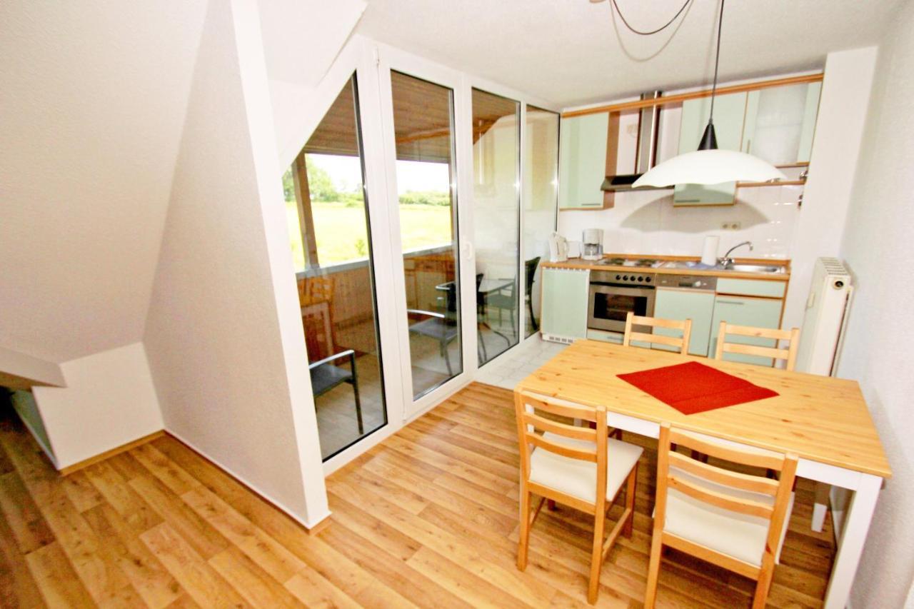 Strandnah Mit Balkon, Gratis Nutzung Vom Ahoi Erlebnisbad Und Sauna In Sellin - Strandhaus Moenchgut Fewo21 Lobbe Eksteriør bilde